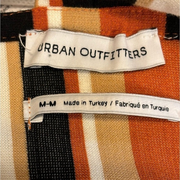 Urban Outfitters sleeveless sweetheart neckline flared leg striped jumpsuit - Picture 4 of 5